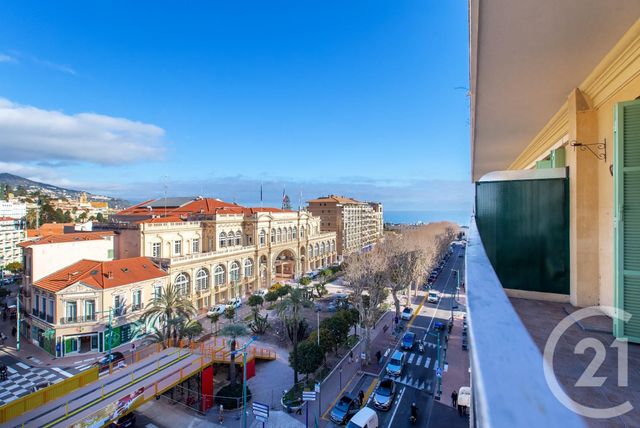 Appartement F3 à vendre - 3 pièces - 104.35 m2 - MENTON - 06 - PROVENCE-ALPES-COTE-D-AZUR - Century 21 Agence Molière