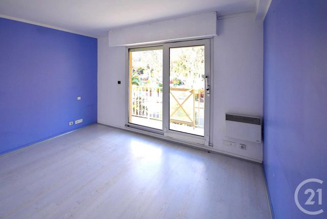 Appartement F3 à vendre - 3 pièces - 73.62 m2 - MENTON - 06 - PROVENCE-ALPES-COTE-D-AZUR - Century 21 Agence Molière