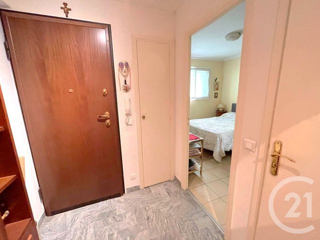 Appartement F2 à vendre - 2 pièces - 41.15 m2 - MENTON - 06 - PROVENCE-ALPES-COTE-D-AZUR - Century 21 Agence Molière