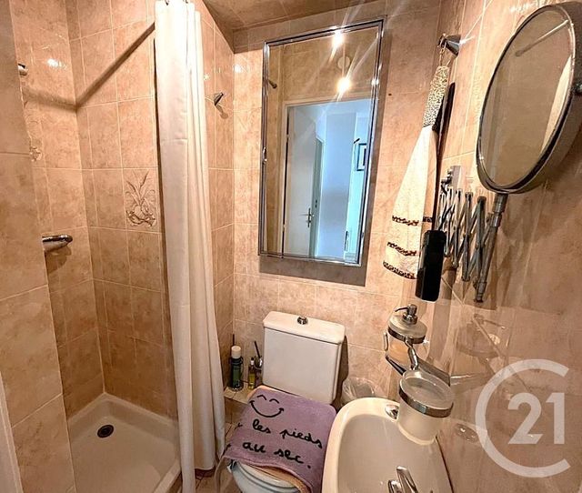 Afficher la photo en grand Appartement F2 à vendre - 2 pièces - 48.0 m2 - MENTON - 06 - PROVENCE-ALPES-COTE-D-AZUR - Century 21 Agence Molière