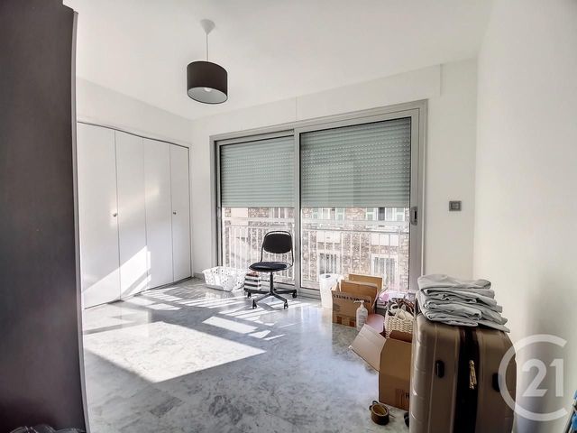 Appartement à vendre - 3 pièces - 58.46 m2 - ROQUEBRUNE CAP MARTIN - 06 - PROVENCE-ALPES-COTE-D-AZUR - Century 21 Agence Molière