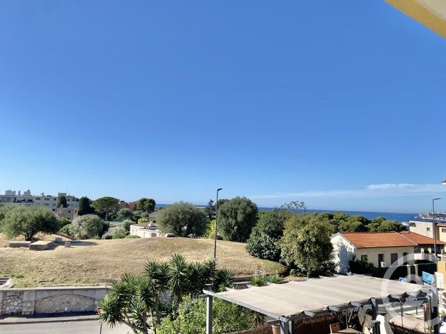 Appartement F3 à louer ROQUEBRUNE CAP MARTIN
