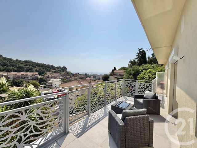 Afficher la photo en grand Appartement F3 à louer - 3 pièces - 99.91 m2 - ROQUEBRUNE CAP MARTIN - 06 - PROVENCE-ALPES-COTE-D-AZUR - Century 21 Agence Molière