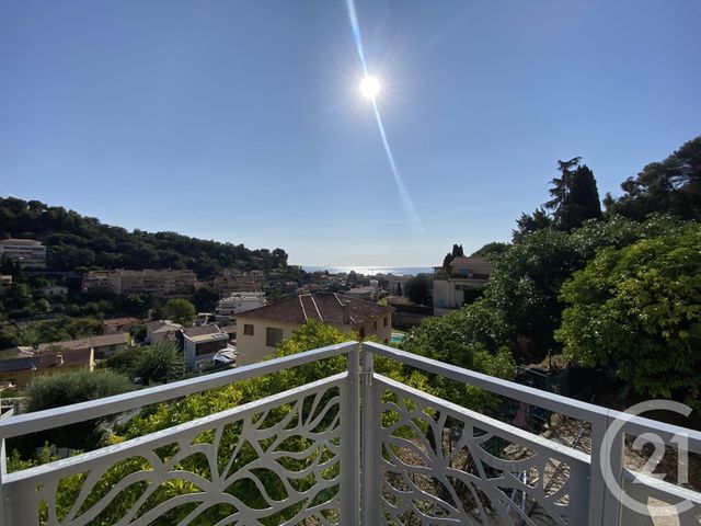 Afficher la photo en grand Appartement F3 à louer - 3 pièces - 99.91 m2 - ROQUEBRUNE CAP MARTIN - 06 - PROVENCE-ALPES-COTE-D-AZUR - Century 21 Agence Molière