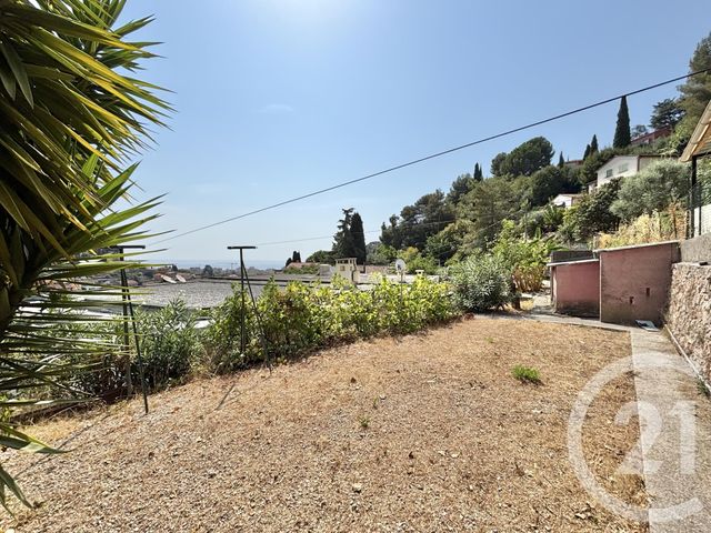 Afficher la photo en grand Appartement F3 à louer - 3 pièces - 99.91 m2 - ROQUEBRUNE CAP MARTIN - 06 - PROVENCE-ALPES-COTE-D-AZUR - Century 21 Agence Molière