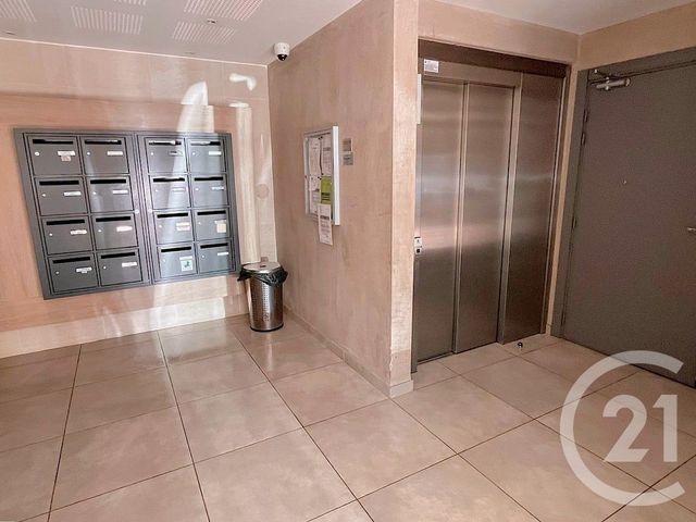 Appartement Studio à vendre - 1 pièce - 24.07 m2 - MENTON - 06 - PROVENCE-ALPES-COTE-D-AZUR - Century 21 Agence Molière