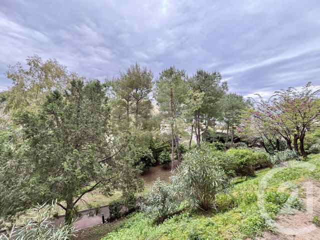 Appartement F1 à louer - 1 pièce - 33.35 m2 - ROQUEBRUNE CAP MARTIN - 06 - PROVENCE-ALPES-COTE-D-AZUR - Century 21 Agence Molière