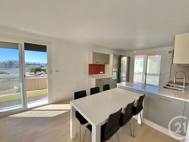 Appartement F3 à vendre - 3 pièces - 55.26 m2 - ROQUEBRUNE CAP MARTIN - 06 - PROVENCE-ALPES-COTE-D-AZUR - Century 21 Agence Molière