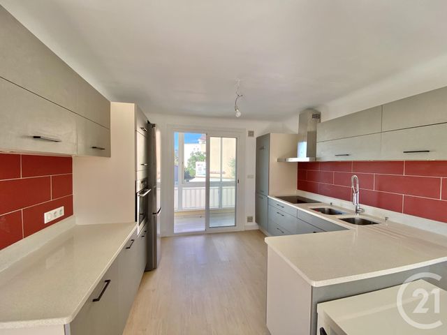 Appartement F3 à vendre - 3 pièces - 55.26 m2 - ROQUEBRUNE CAP MARTIN - 06 - PROVENCE-ALPES-COTE-D-AZUR - Century 21 Agence Molière