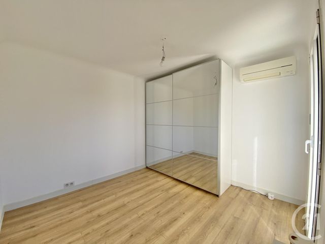 Appartement F3 à vendre - 3 pièces - 55.26 m2 - ROQUEBRUNE CAP MARTIN - 06 - PROVENCE-ALPES-COTE-D-AZUR - Century 21 Agence Molière