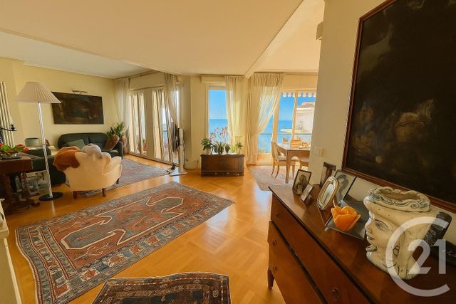 Appartement F3 à vendre - 3 pièces - 83.77 m2 - MENTON - 06 - PROVENCE-ALPES-COTE-D-AZUR - Century 21 Agence Molière