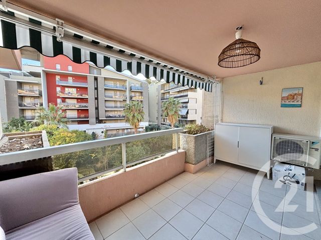 Appartement Studio Cabine à louer - 1 pièce - 23.49 m2 - ROQUEBRUNE CAP MARTIN - 06 - PROVENCE-ALPES-COTE-D-AZUR - Century 21 Agence Molière