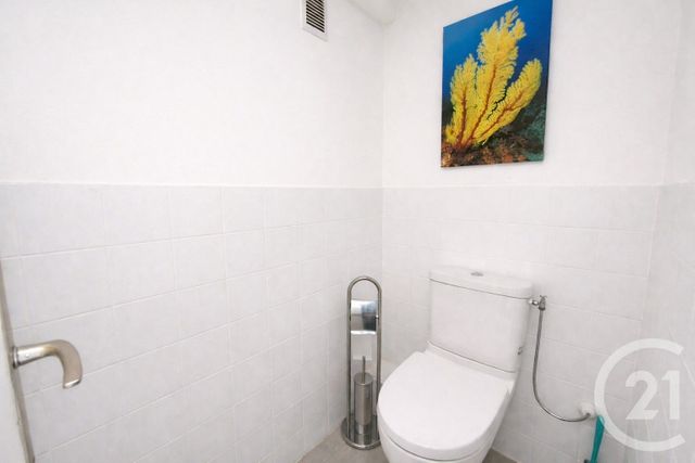 Appartement F2 à vendre - 2 pièces - 54.0 m2 - ROQUEBRUNE CAP MARTIN - 06 - PROVENCE-ALPES-COTE-D-AZUR - Century 21 Agence Molière