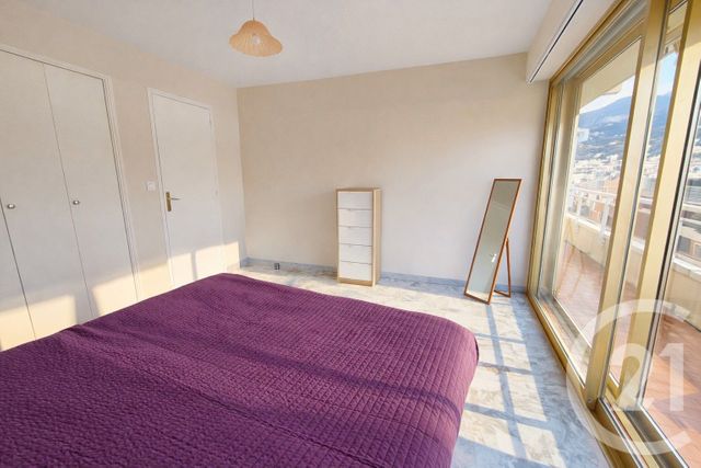 Appartement F2 à vendre - 2 pièces - 54.0 m2 - ROQUEBRUNE CAP MARTIN - 06 - PROVENCE-ALPES-COTE-D-AZUR - Century 21 Agence Molière