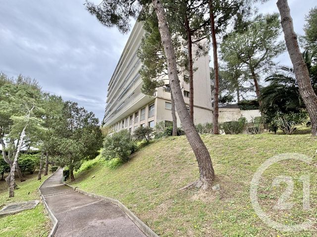 Appartement F1 à vendre - 1 pièce - 33.35 m2 - ROQUEBRUNE CAP MARTIN - 06 - PROVENCE-ALPES-COTE-D-AZUR - Century 21 Agence Molière