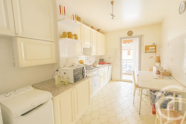 Appartement F4 à vendre - 4 pièces - 103.0 m2 - MENTON - 06 - PROVENCE-ALPES-COTE-D-AZUR - Century 21 Agence Molière