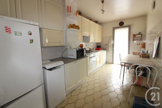 Afficher la photo en grand Appartement F4 à vendre - 4 pièces - 103.0 m2 - MENTON - 06 - PROVENCE-ALPES-COTE-D-AZUR - Century 21 Agence Molière