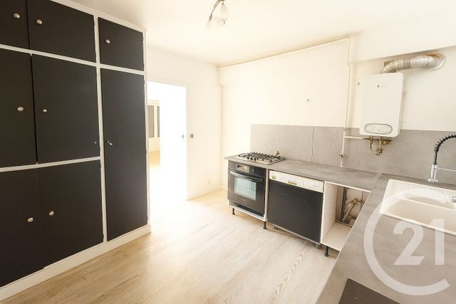 Appartement F4 à vendre - 4 pièces - 76.26 m2 - MENTON - 06 - PROVENCE-ALPES-COTE-D-AZUR - Century 21 Agence Molière
