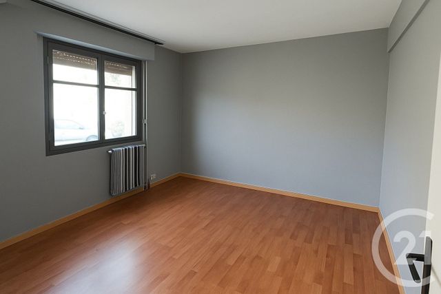 Appartement F4 à vendre - 4 pièces - 76.26 m2 - MENTON - 06 - PROVENCE-ALPES-COTE-D-AZUR - Century 21 Agence Molière