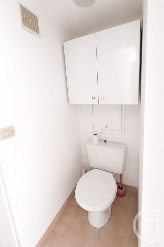 Appartement F1 à vendre - 1 pièce - 22.15 m2 - ROQUEBRUNE CAP MARTIN - 06 - PROVENCE-ALPES-COTE-D-AZUR - Century 21 Agence Molière