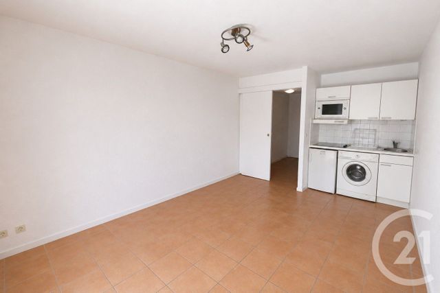 Appartement F1 à vendre - 1 pièce - 21.4 m2 - ROQUEBRUNE CAP MARTIN - 06 - PROVENCE-ALPES-COTE-D-AZUR - Century 21 Agence Molière