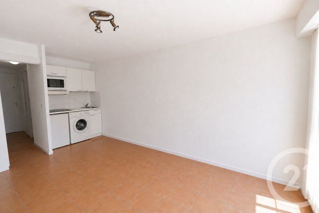 Appartement F1 à vendre - 1 pièce - 21.4 m2 - ROQUEBRUNE CAP MARTIN - 06 - PROVENCE-ALPES-COTE-D-AZUR - Century 21 Agence Molière