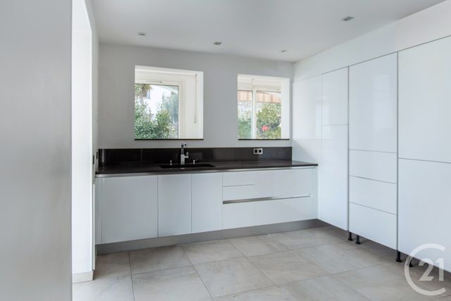 maison à vendre - 8 pièces - 237.22 m2 - LA TURBIE - 06 - PROVENCE-ALPES-COTE-D-AZUR - Century 21 Agence Molière