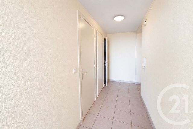 Appartement F2 à vendre - 2 pièces - 56.21 m2 - MENTON - 06 - PROVENCE-ALPES-COTE-D-AZUR - Century 21 Agence Molière