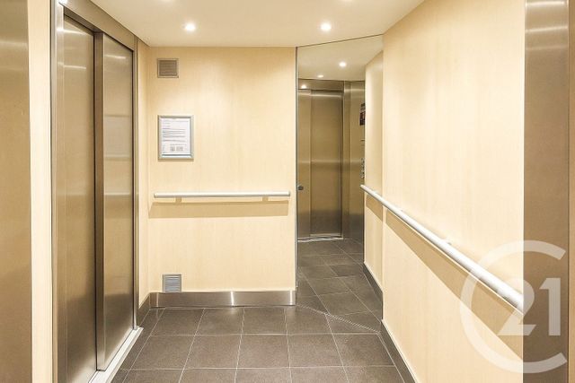 Appartement à vendre - 2 pièces - 33.45 m2 - ROQUEBRUNE CAP MARTIN - 06 - PROVENCE-ALPES-COTE-D-AZUR - Century 21 Agence Molière