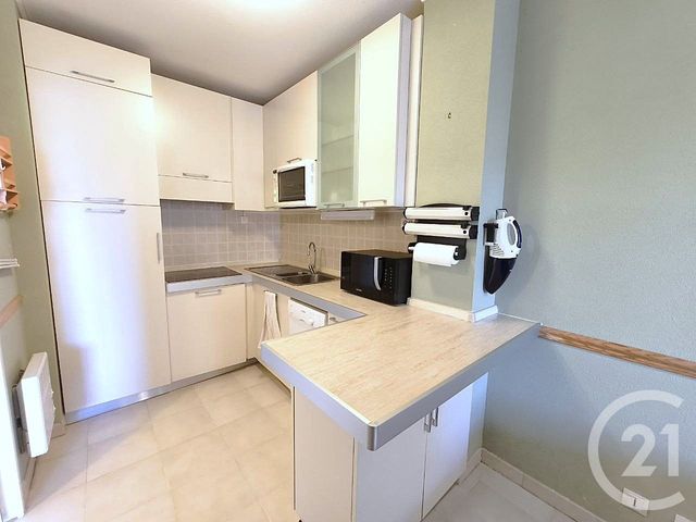 Appartement à vendre - 2 pièces - 33.45 m2 - ROQUEBRUNE CAP MARTIN - 06 - PROVENCE-ALPES-COTE-D-AZUR - Century 21 Agence Molière