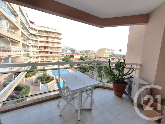 Appartement à vendre - 2 pièces - 33.45 m2 - ROQUEBRUNE CAP MARTIN - 06 - PROVENCE-ALPES-COTE-D-AZUR - Century 21 Agence Molière