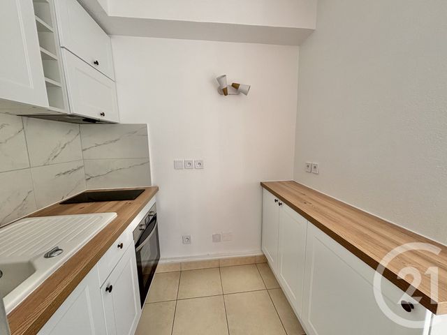 Appartement F1 à louer - 1 pièce - 20.87 m2 - MENTON - 06 - PROVENCE-ALPES-COTE-D-AZUR - Century 21 Agence Molière