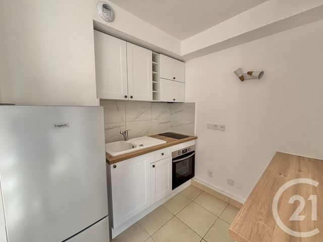 Appartement F1 à louer - 1 pièce - 20.87 m2 - MENTON - 06 - PROVENCE-ALPES-COTE-D-AZUR - Century 21 Agence Molière