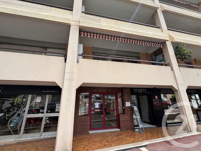 Appartement F3 à louer - 3 pièces - 65.79 m2 - ROQUEBRUNE CAP MARTIN - 06 - PROVENCE-ALPES-COTE-D-AZUR - Century 21 Agence Molière