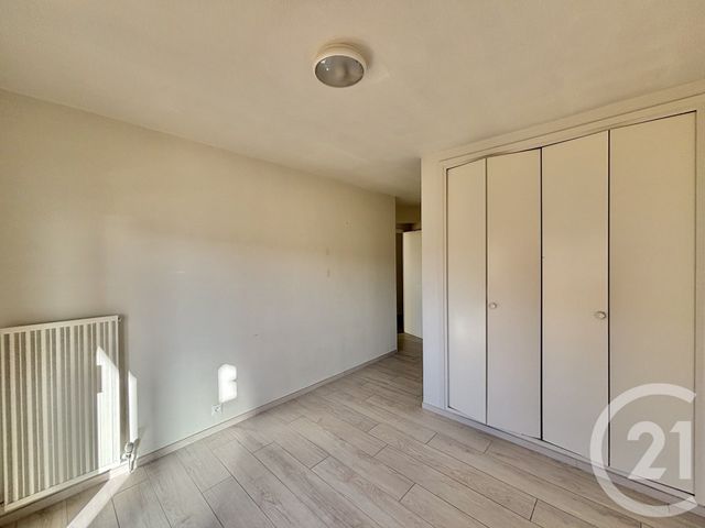 Appartement F3 à louer - 3 pièces - 65.79 m2 - ROQUEBRUNE CAP MARTIN - 06 - PROVENCE-ALPES-COTE-D-AZUR - Century 21 Agence Molière