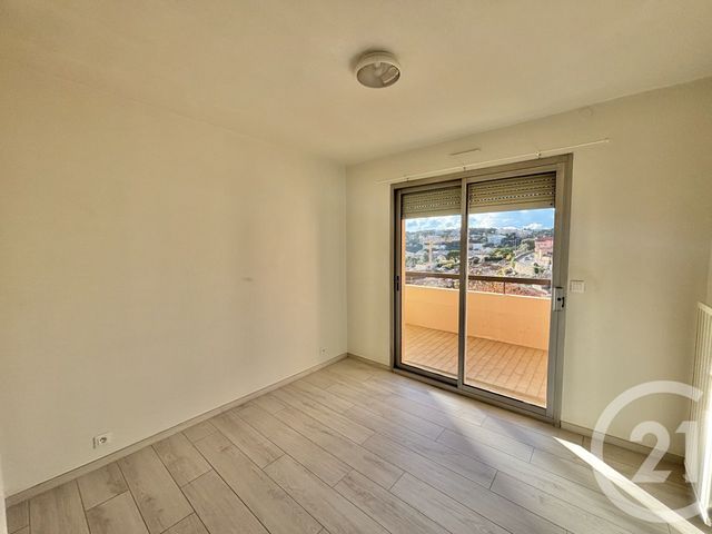 Appartement F3 à louer - 3 pièces - 65.79 m2 - ROQUEBRUNE CAP MARTIN - 06 - PROVENCE-ALPES-COTE-D-AZUR - Century 21 Agence Molière