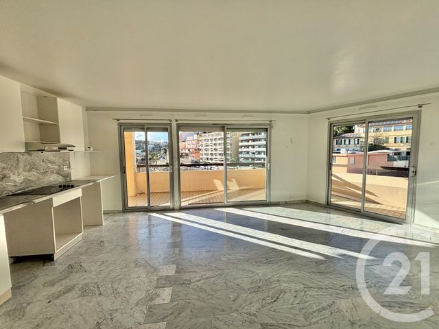 Appartement F3 à louer - 3 pièces - 65.79 m2 - ROQUEBRUNE CAP MARTIN - 06 - PROVENCE-ALPES-COTE-D-AZUR - Century 21 Agence Molière