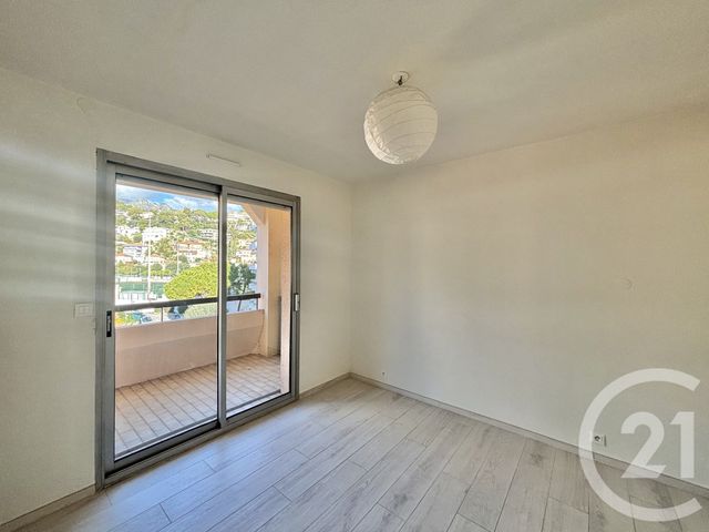 Appartement F3 à louer - 3 pièces - 65.79 m2 - ROQUEBRUNE CAP MARTIN - 06 - PROVENCE-ALPES-COTE-D-AZUR - Century 21 Agence Molière