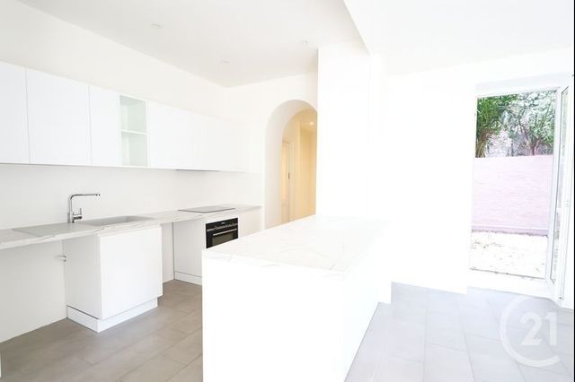 Appartement F6 à louer - 6 pièces - 154.89 m2 - NICE - 06 - PROVENCE-ALPES-COTE-D-AZUR - Century 21 Agence Molière