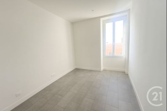 Appartement F6 à louer - 6 pièces - 154.89 m2 - NICE - 06 - PROVENCE-ALPES-COTE-D-AZUR - Century 21 Agence Molière