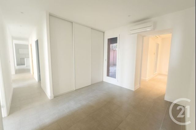 Appartement F6 à louer - 6 pièces - 154.89 m2 - NICE - 06 - PROVENCE-ALPES-COTE-D-AZUR - Century 21 Agence Molière