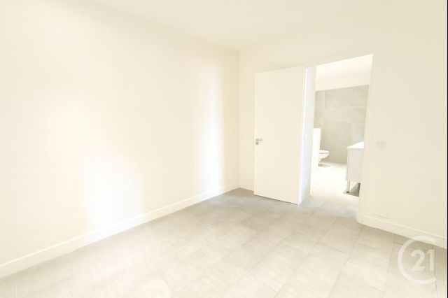 Appartement F6 à louer - 6 pièces - 154.89 m2 - NICE - 06 - PROVENCE-ALPES-COTE-D-AZUR - Century 21 Agence Molière