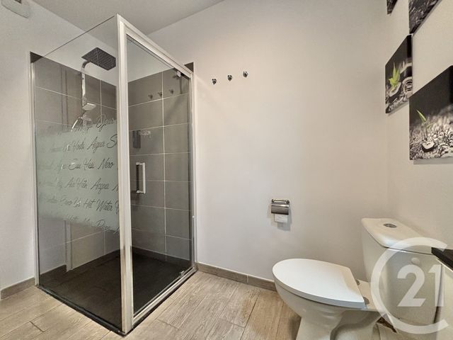 Appartement F2 à louer - 2 pièces - 46.84 m2 - ROQUEBRUNE CAP MARTIN - 06 - PROVENCE-ALPES-COTE-D-AZUR - Century 21 Agence Molière