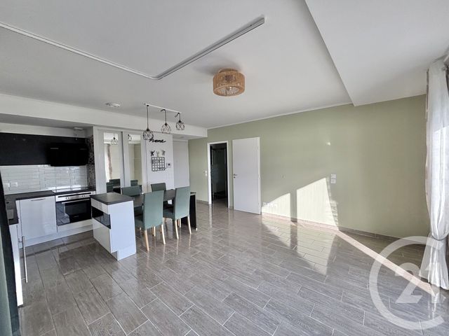 Appartement F2 à louer - 2 pièces - 46.84 m2 - ROQUEBRUNE CAP MARTIN - 06 - PROVENCE-ALPES-COTE-D-AZUR - Century 21 Agence Molière