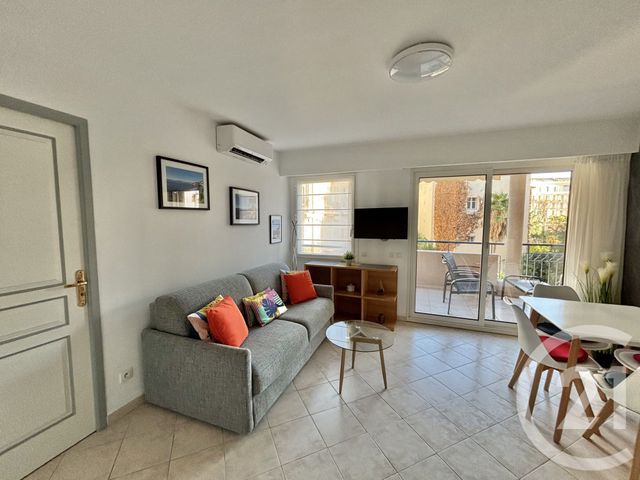 Appartement F2 à louer - 2 pièces - 33.75 m2 - MENTON - 06 - PROVENCE-ALPES-COTE-D-AZUR - Century 21 Agence Molière
