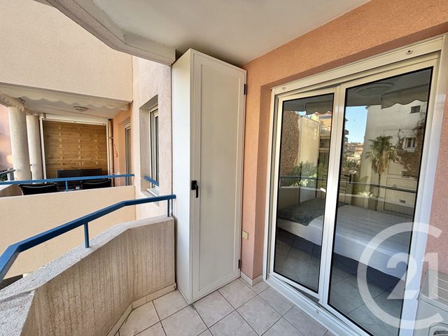 Appartement F2 à louer - 2 pièces - 33.75 m2 - MENTON - 06 - PROVENCE-ALPES-COTE-D-AZUR - Century 21 Agence Molière