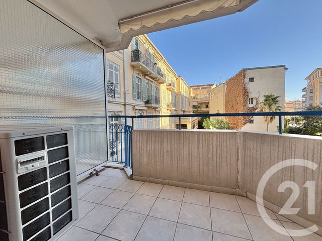 Appartement F2 à louer - 2 pièces - 33.75 m2 - MENTON - 06 - PROVENCE-ALPES-COTE-D-AZUR - Century 21 Agence Molière