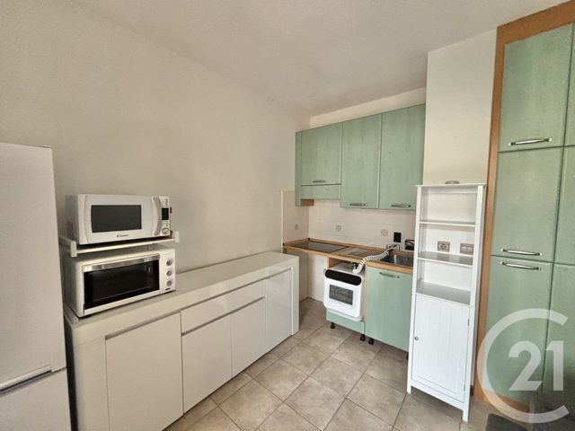 Appartement T2 à louer - 2 pièces - 32.97 m2 - MENTON - 06 - PROVENCE-ALPES-COTE-D-AZUR - Century 21 Agence Molière