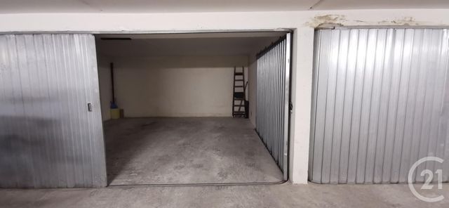 Appartement T2 à louer - 2 pièces - 32.97 m2 - MENTON - 06 - PROVENCE-ALPES-COTE-D-AZUR - Century 21 Agence Molière