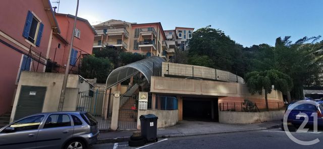 Appartement T2 à louer - 2 pièces - 32.97 m2 - MENTON - 06 - PROVENCE-ALPES-COTE-D-AZUR - Century 21 Agence Molière